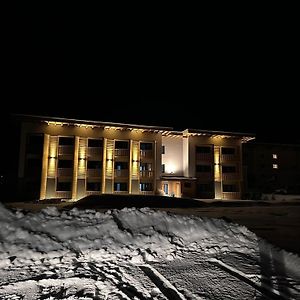 Roessl Lodge
